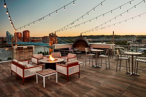 AC Hotel Cincinnati at The Banks