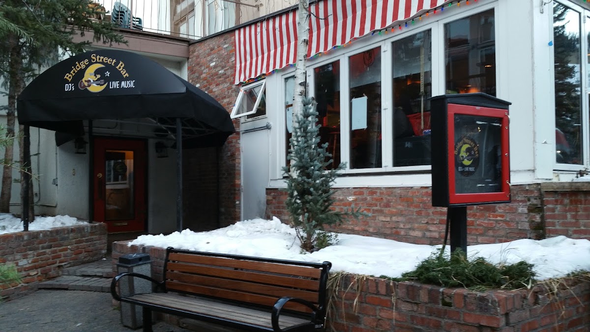 Bridge Street Bar