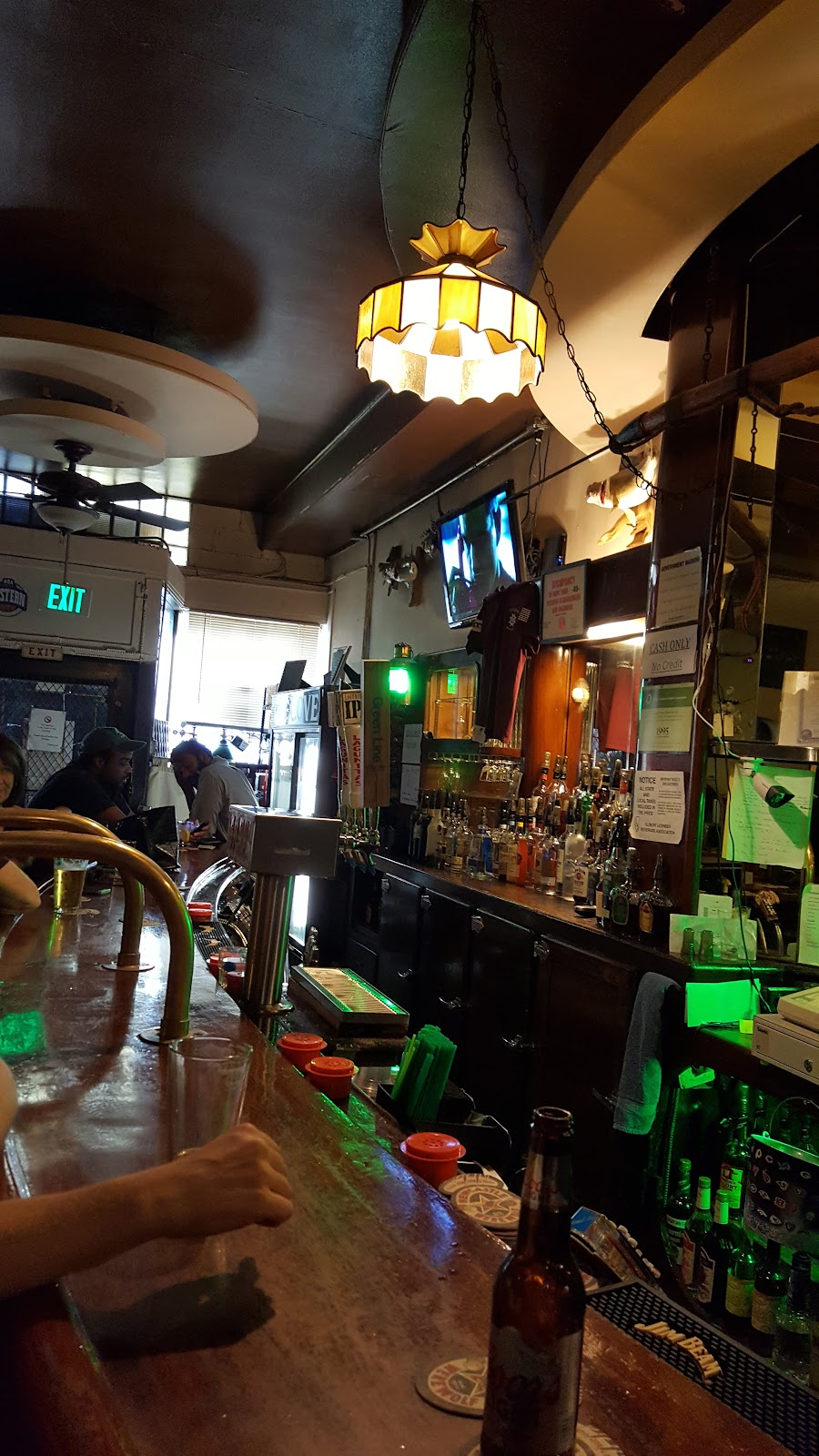 Cove Lounge