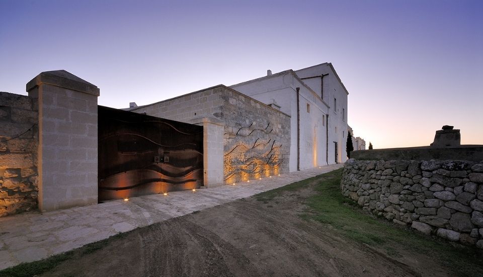 Masseria Amastuola Wine Resort, Crispiano — organic vineyard masseria with a courtyard for 350 guests and 18 rooms