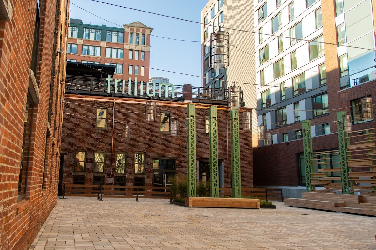 Trillium Fort Point
