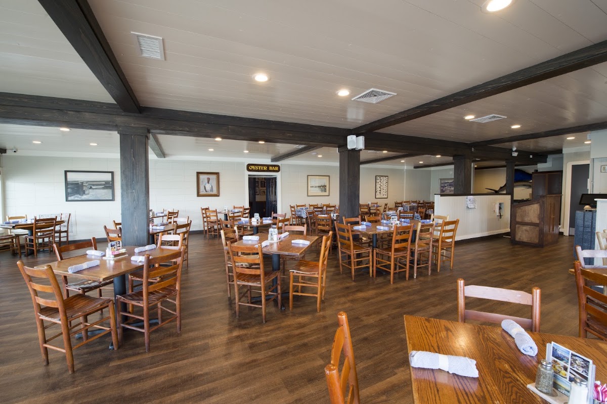 Hudson's Seafood House On The Docks