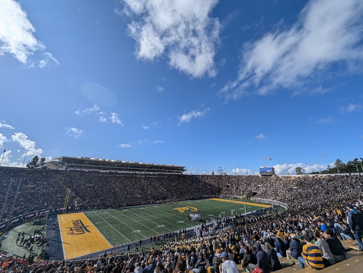 California Memorial Stadium