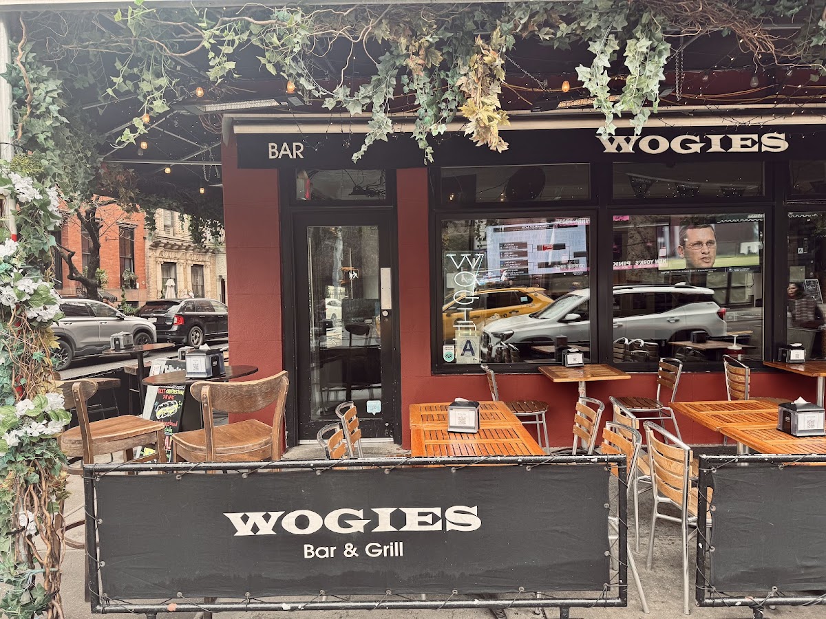 Wogies Bar & Grill , West Village