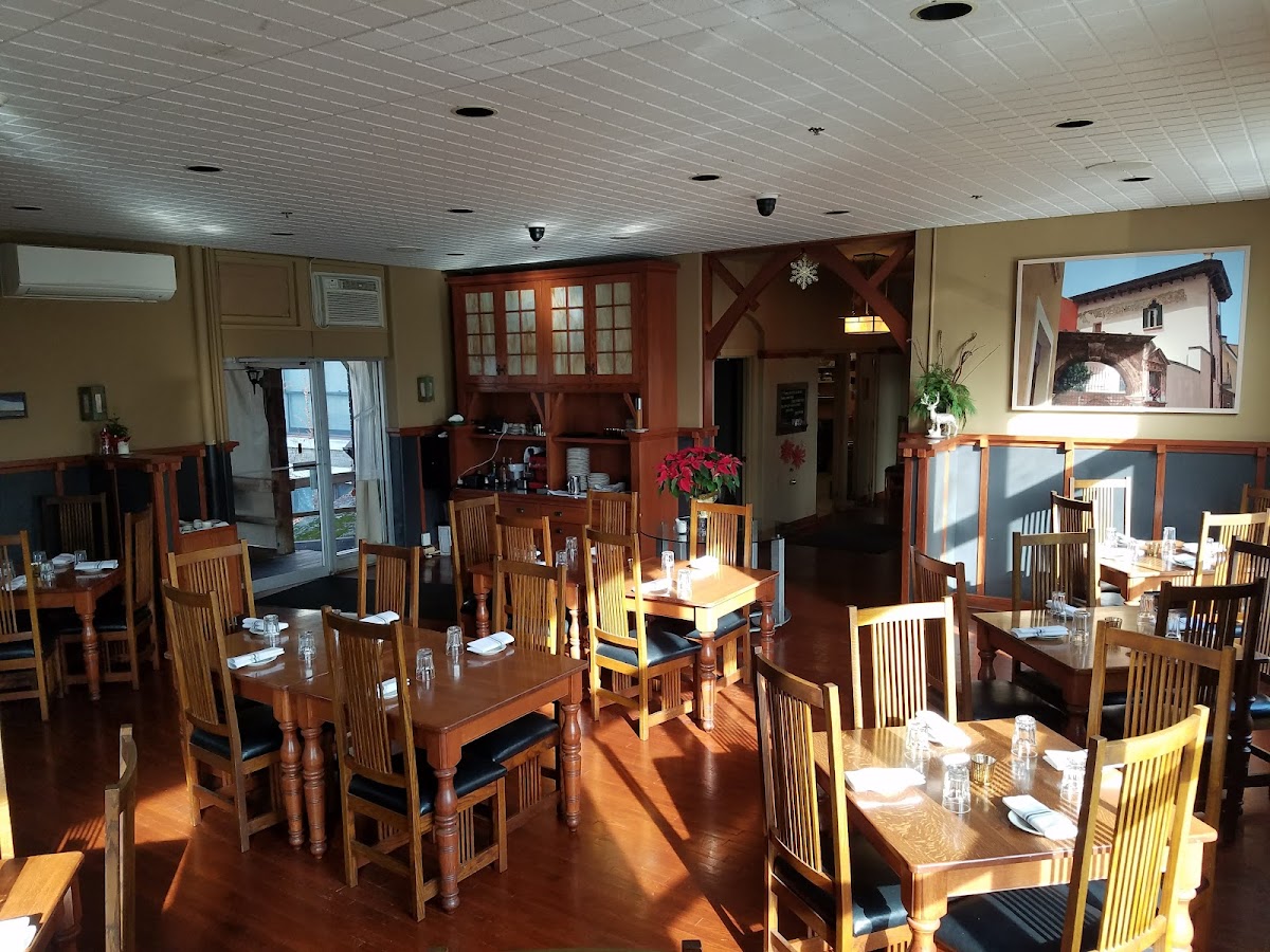 Gola Osteria Restaurant & Catering