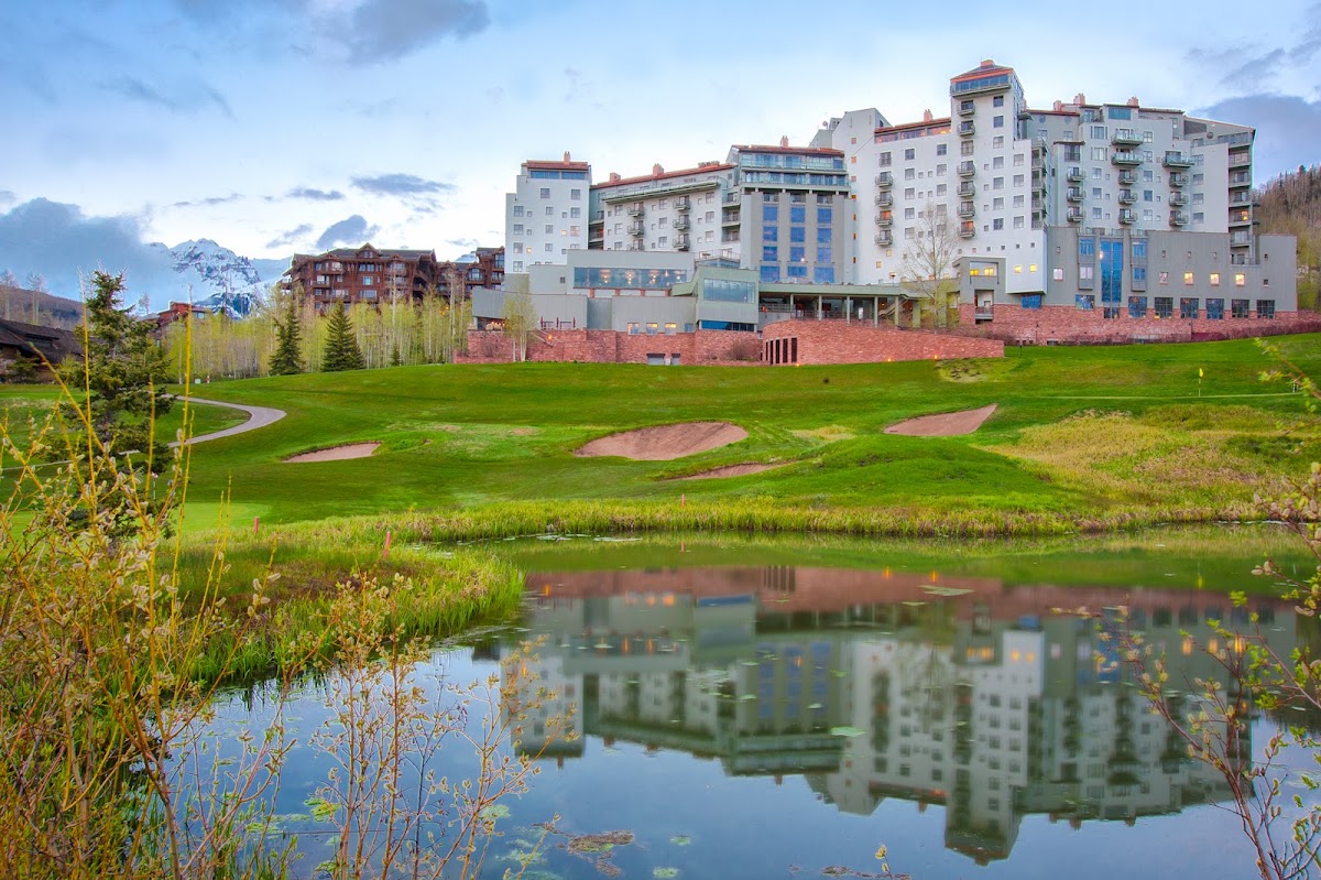 The Peaks Resort & Spa