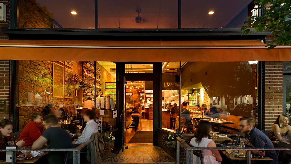 715 Restaurant