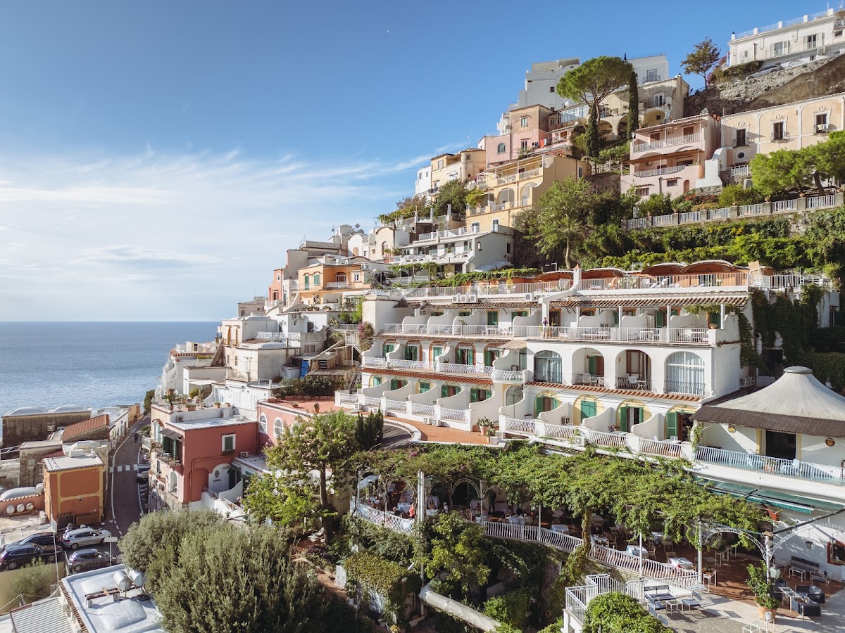 Hotel Poseidon — family-run 4-star wedding hotel in central Positano with a panoramic terrace and pool, capacity for 100 guests
