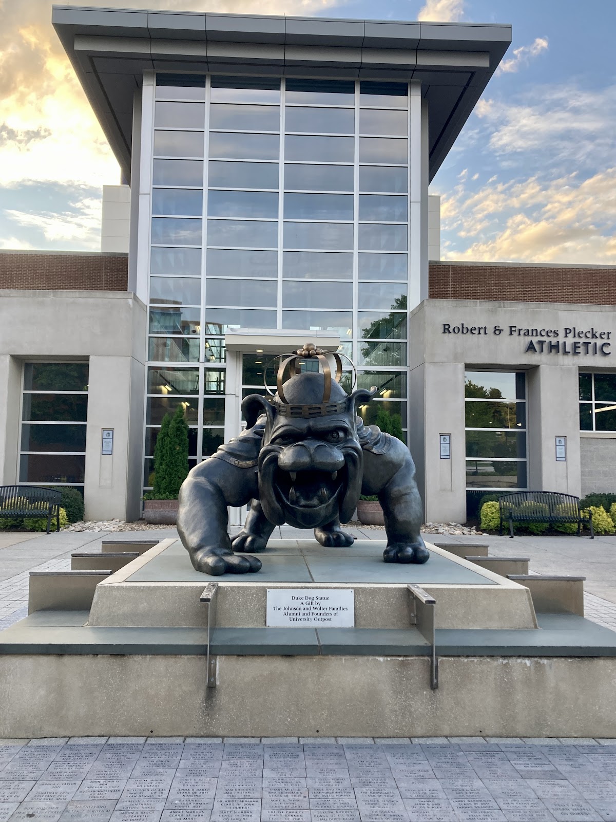 Duke Dog Statue