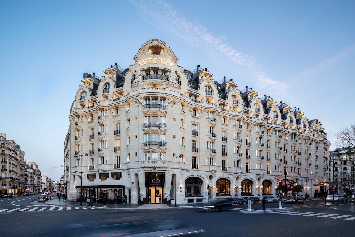 6 Most Romantic Hotels In Paris