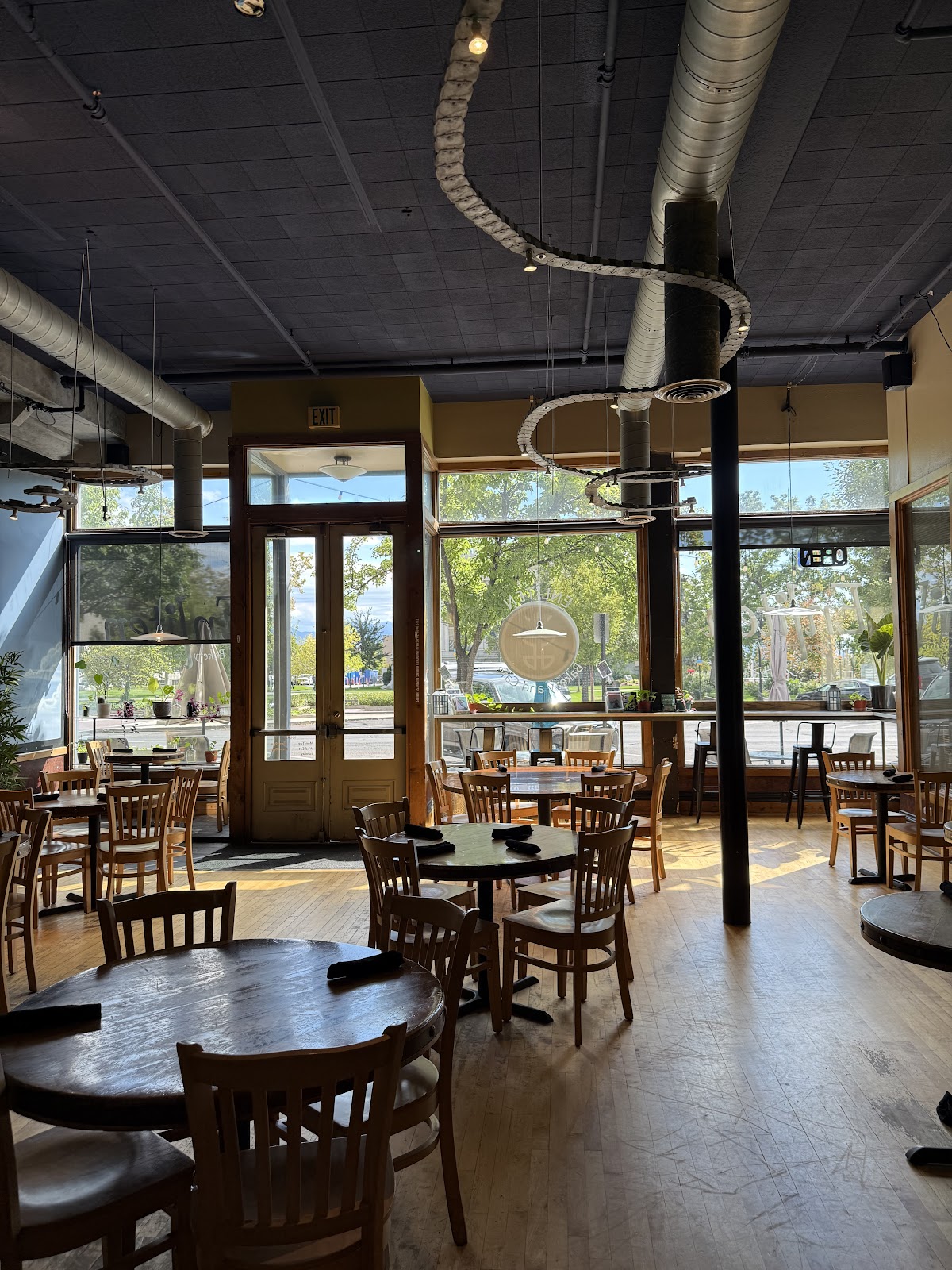 Guru's Cafe