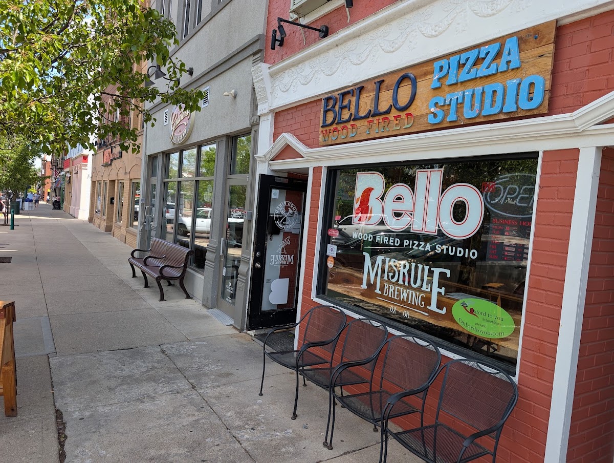 Bello Woodfired Pizza Studio