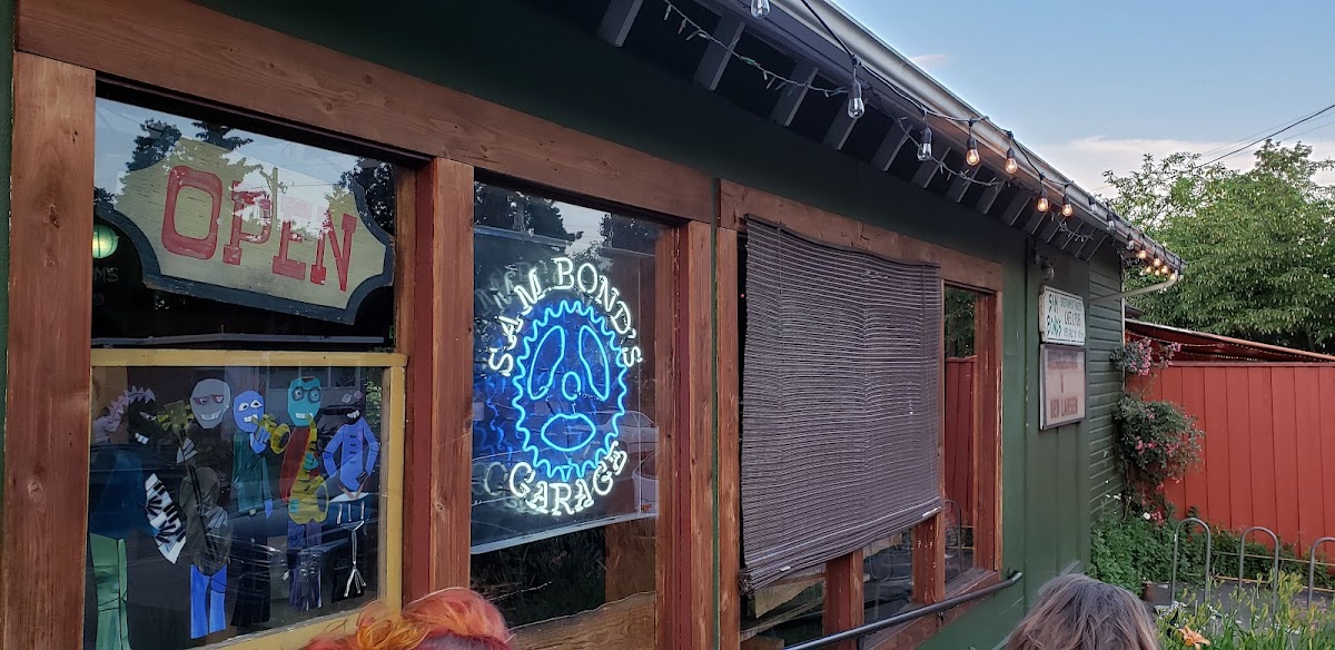 Sam Bond's Garage