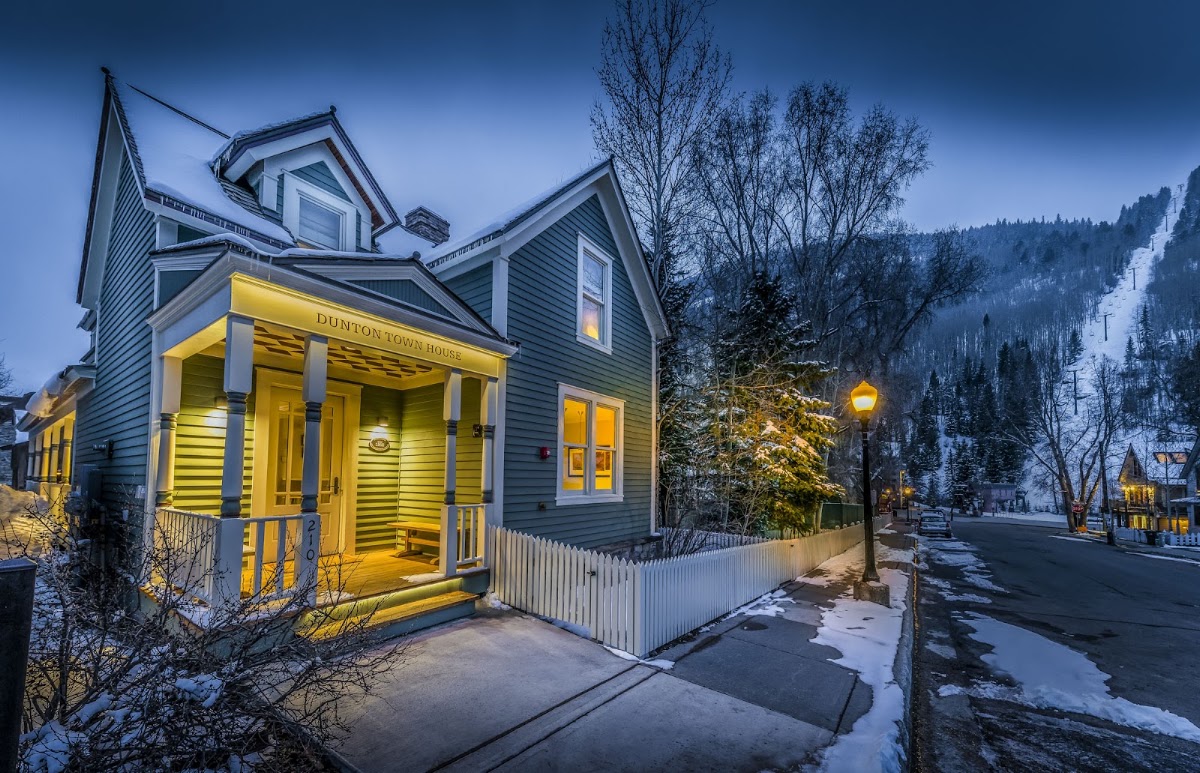 Dunton Town House