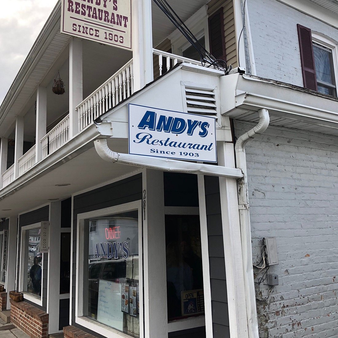 Andy's