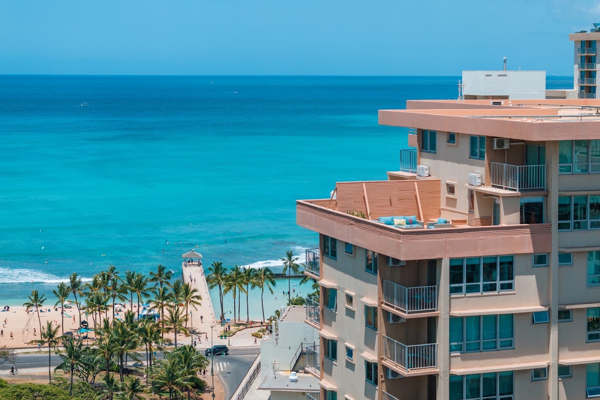 Queen Kapiʻolani Hotel Waikīkī Beach