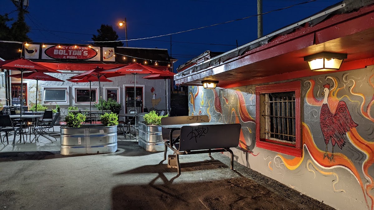 Bolton's Famous Hot Chicken & Fish