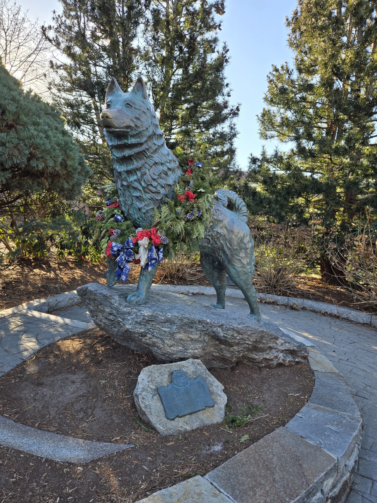 UConn Guide: Best Restaurants, Bars & Hotels Near Campus (2026)