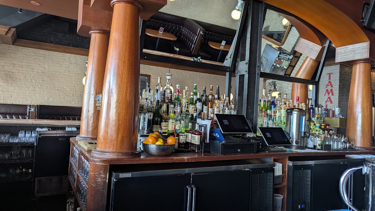 Lone Wolf Tavern