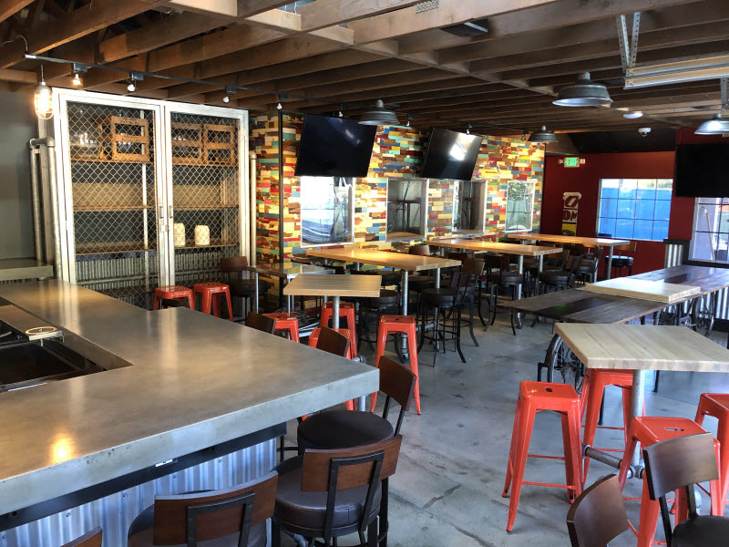 Del's Hideout and Coaster Saloon