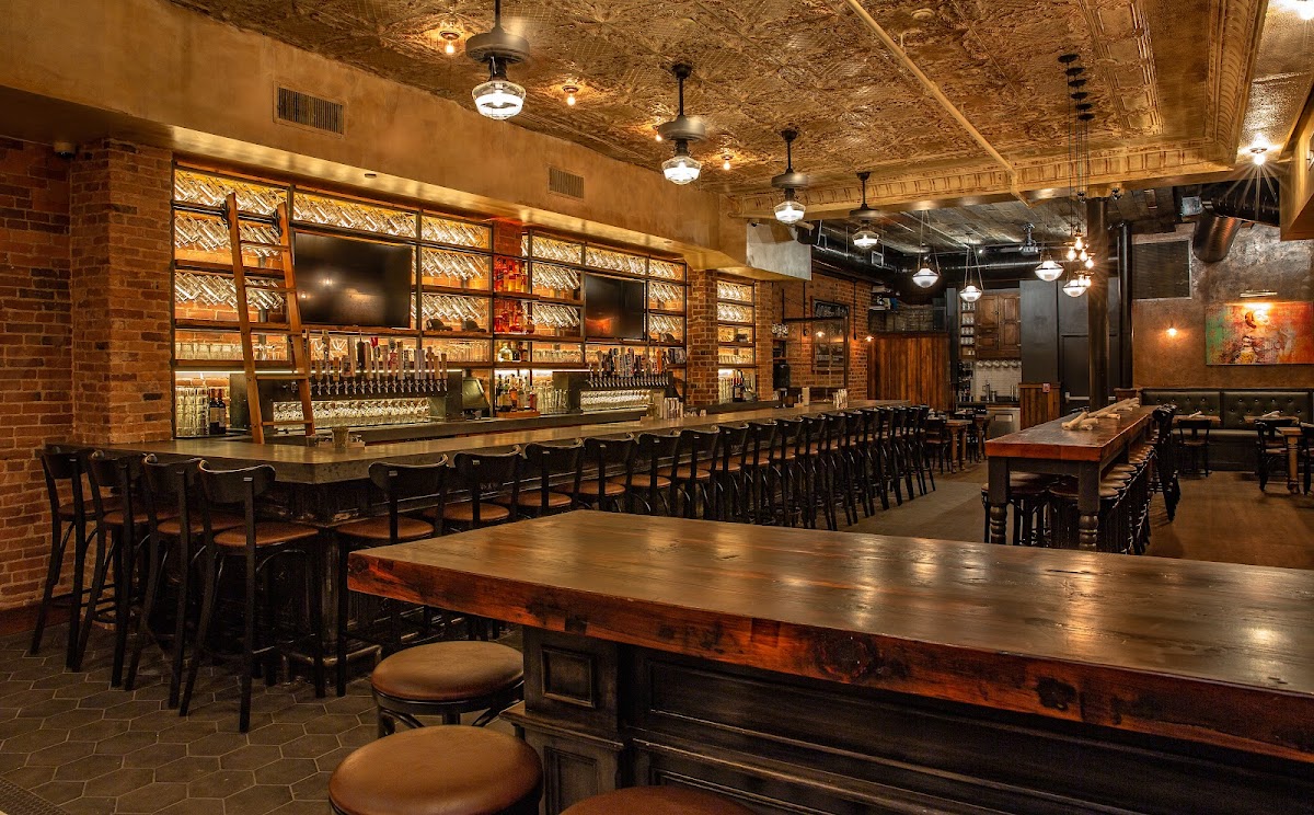 Elm Street Taproom