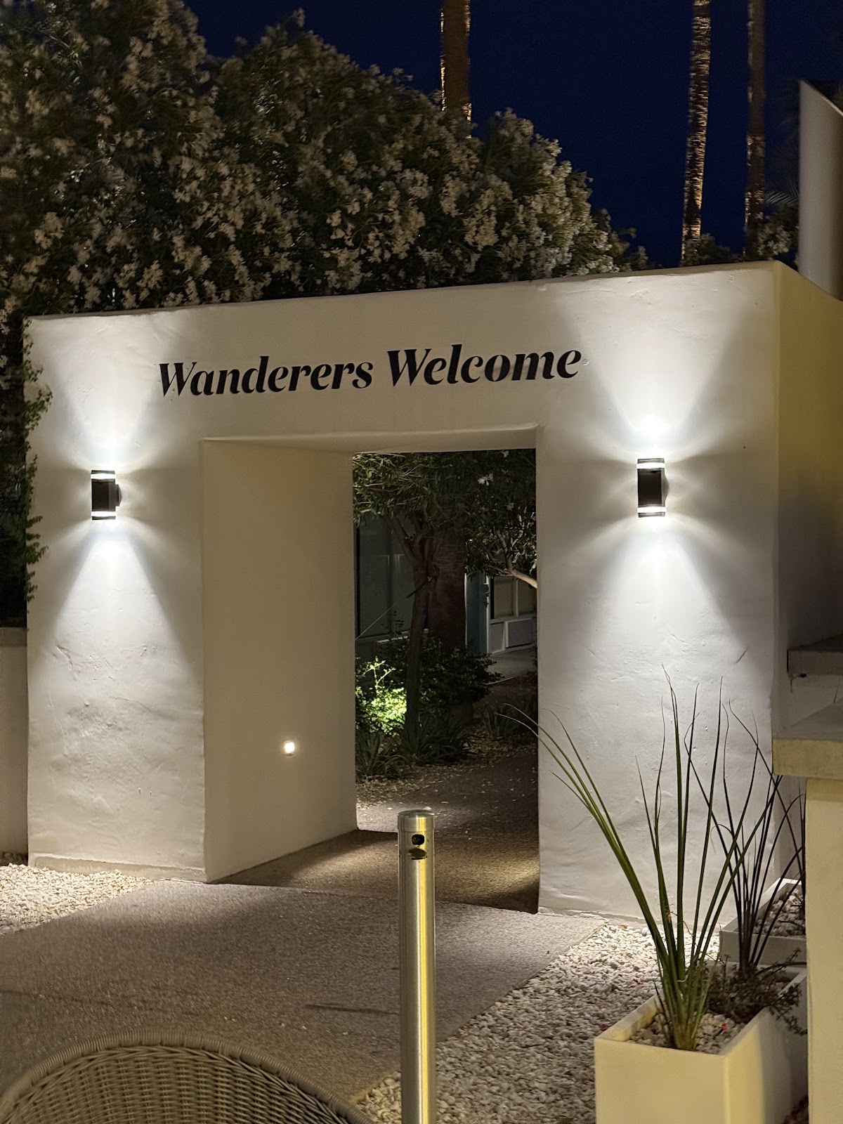 Straight Up: Haunted Hideaway
