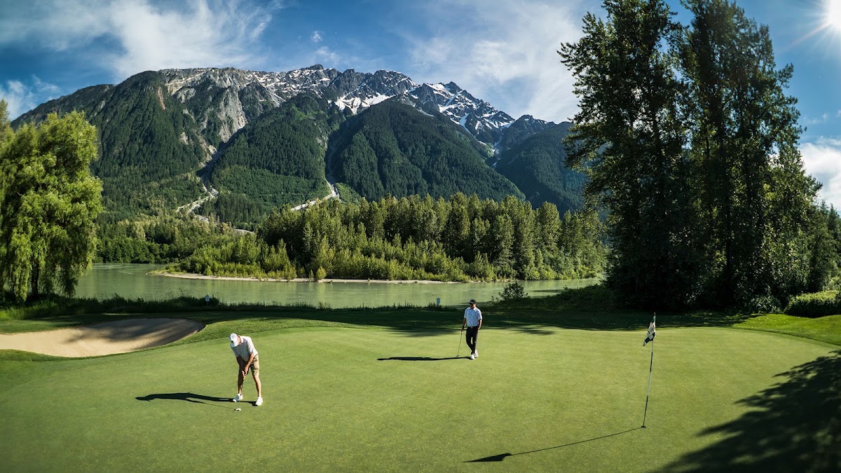 Big Sky Golf Club and Fescues Restaurant