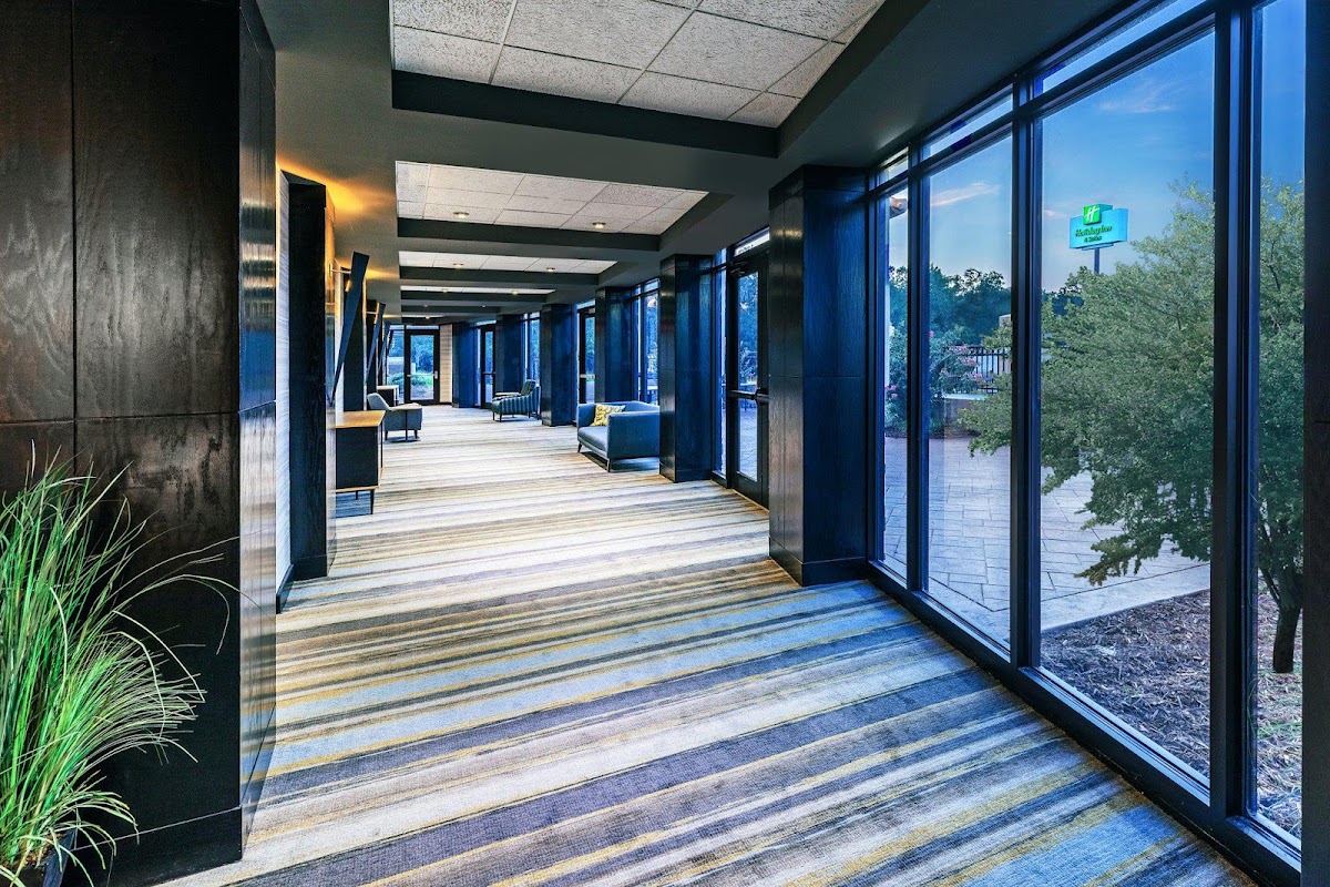 Holiday Inn & Suites Stillwater - University West by IHG