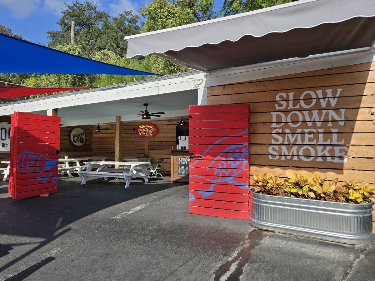 Two Goose Market & Barbecue
