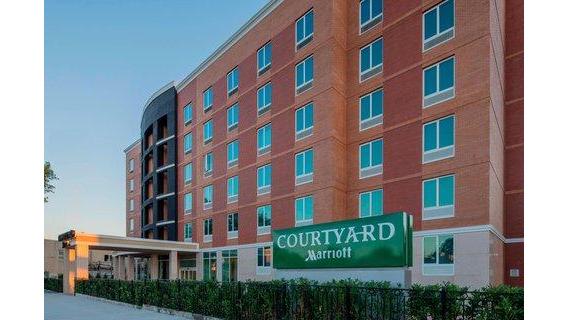 Courtyard by Marriott New York Queens/Fresh Meadows
