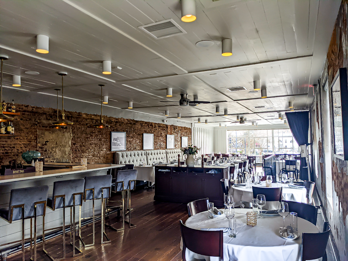 Mac's Chophouse