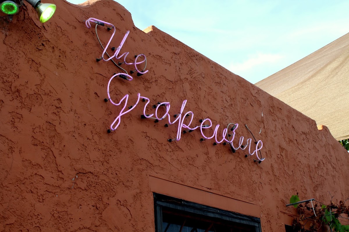 The Grapevine Bar