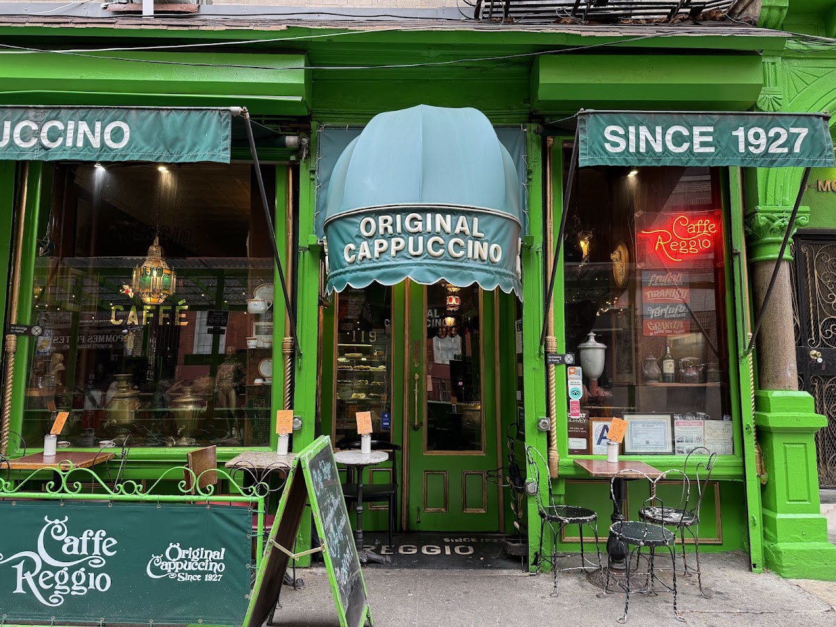 Caffe Reggio
