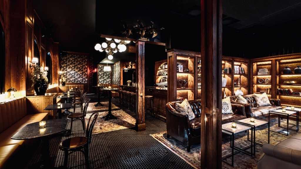 Lamar's Sporting Club Holiday Pop-Up