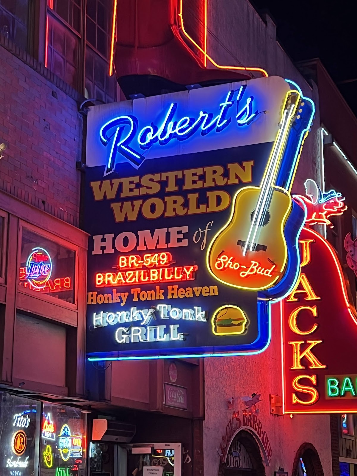 Great Nashville Bars With Live Music
