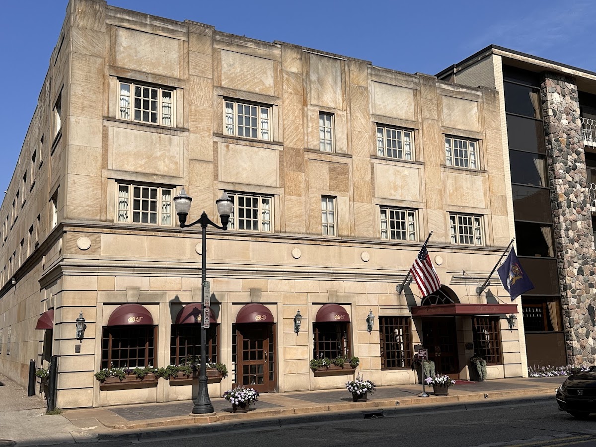 Bell Tower Hotel