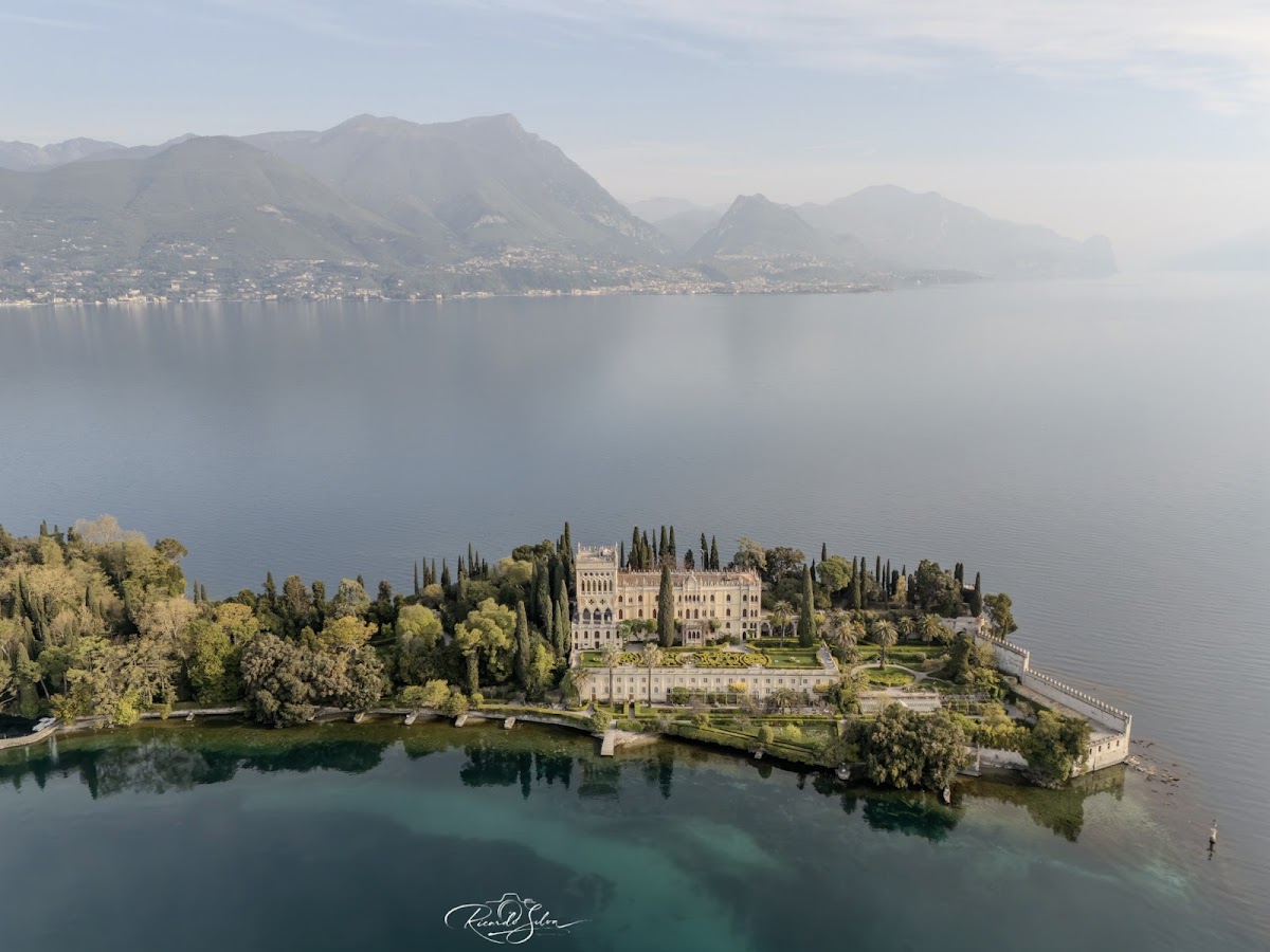 Best Lake Como Wedding Venues (2026): Pricing, Costs & How to Choose