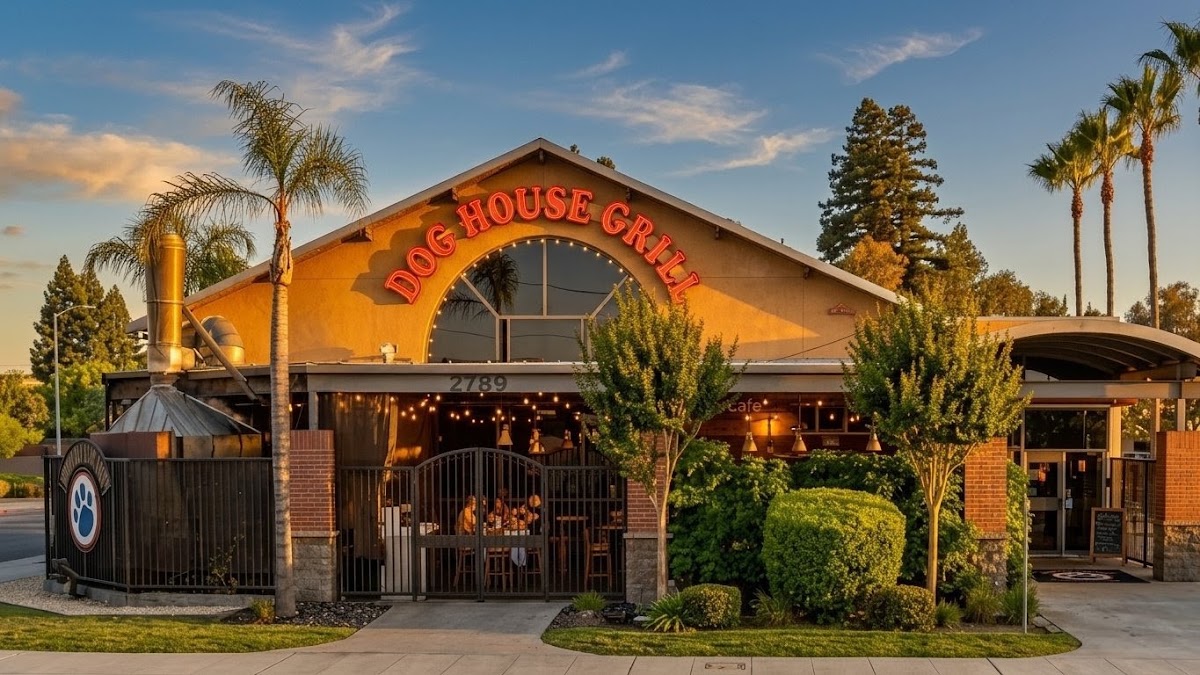 Dog House Grill