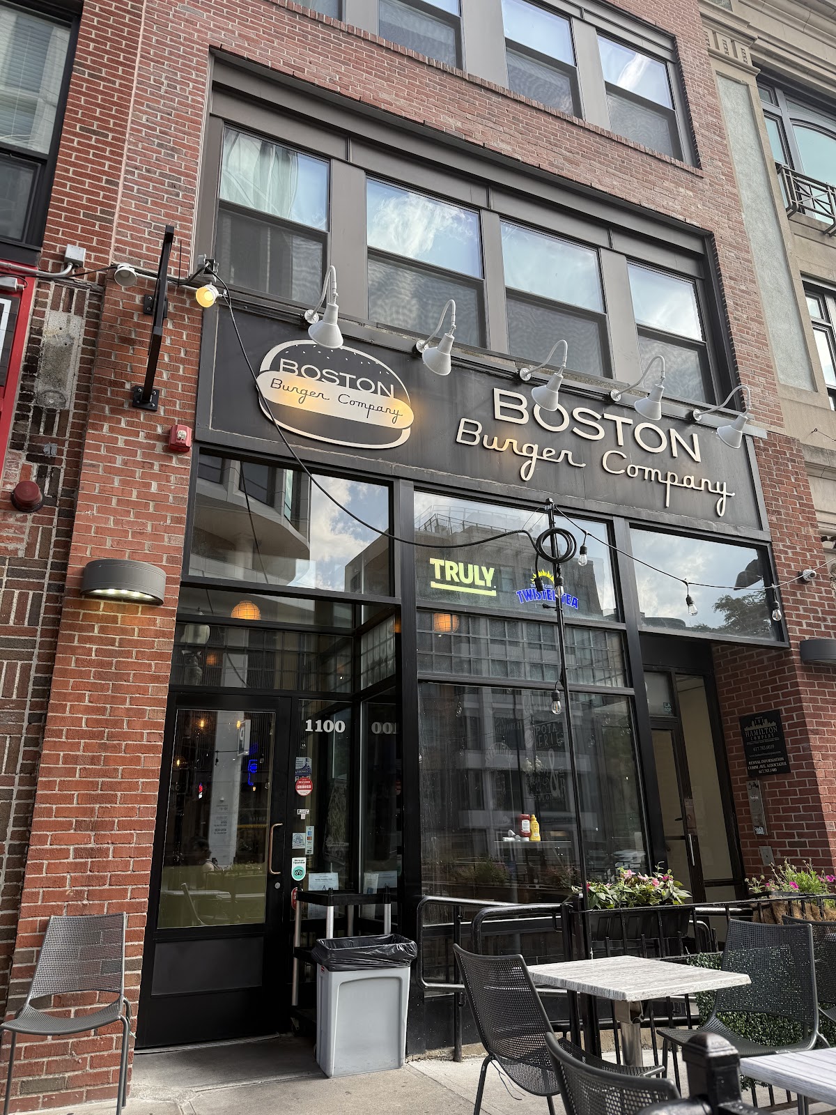Boston Burger Company - Boylston St.