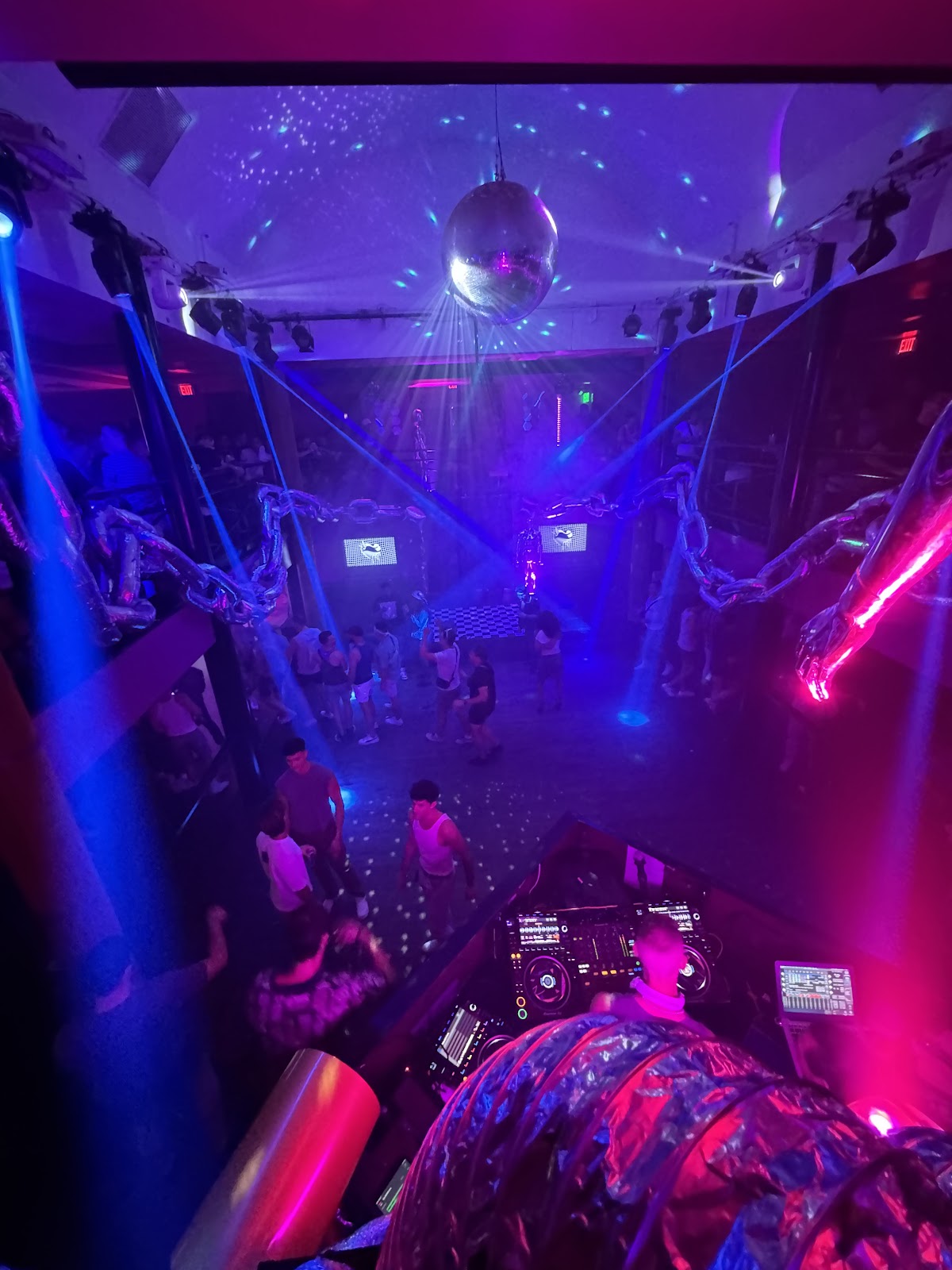 Highland Lounge