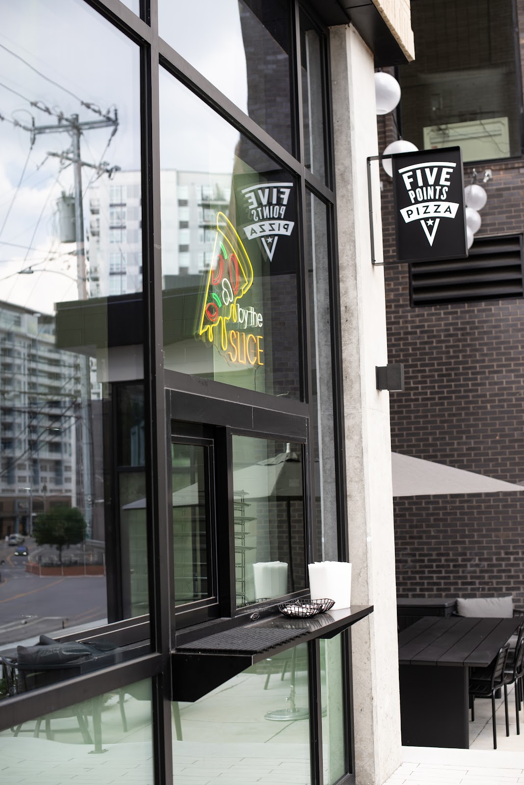 Five Points Pizza, Gulch Slice Window