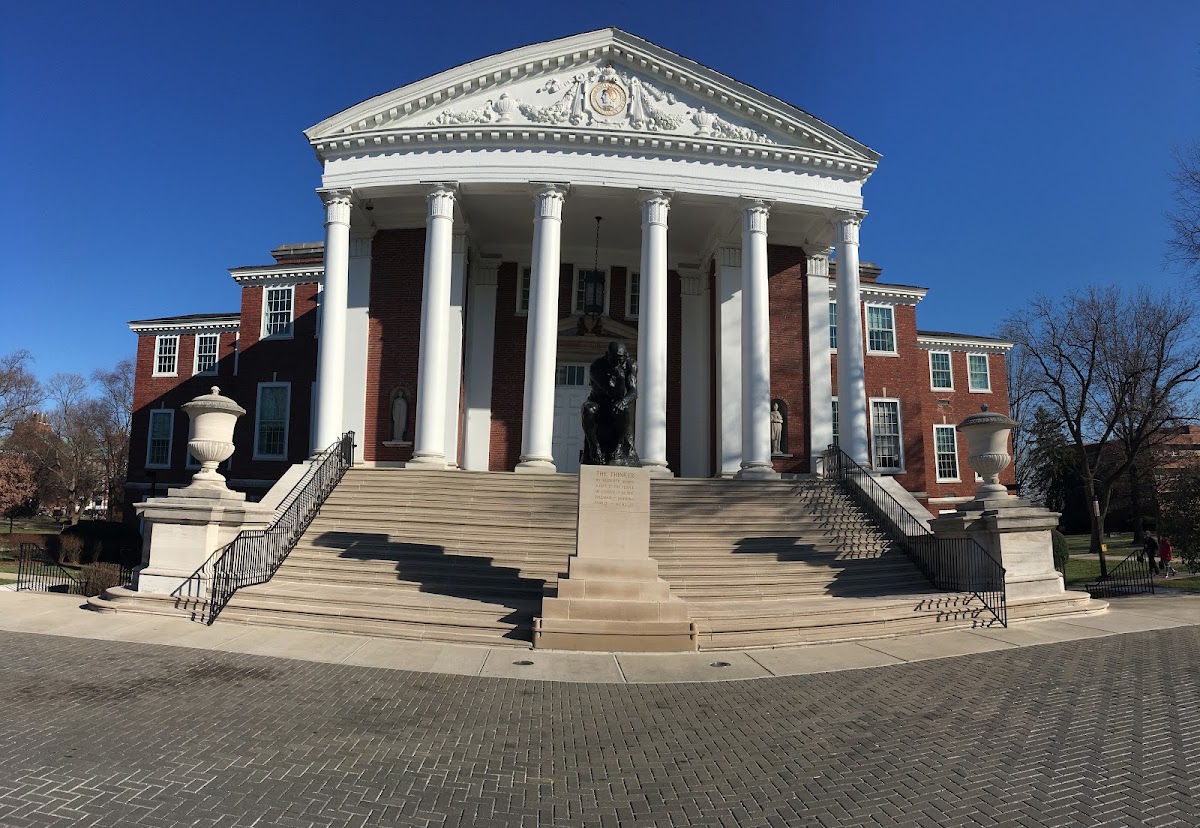 University of Louisville Guide: Where to Eat, Drink & Stay in Louisville
