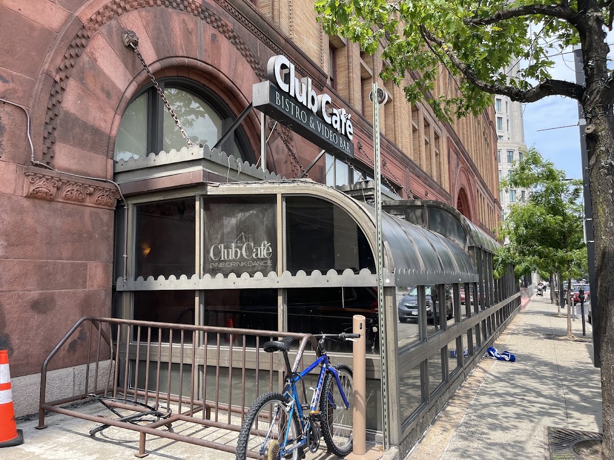 Club Cafe