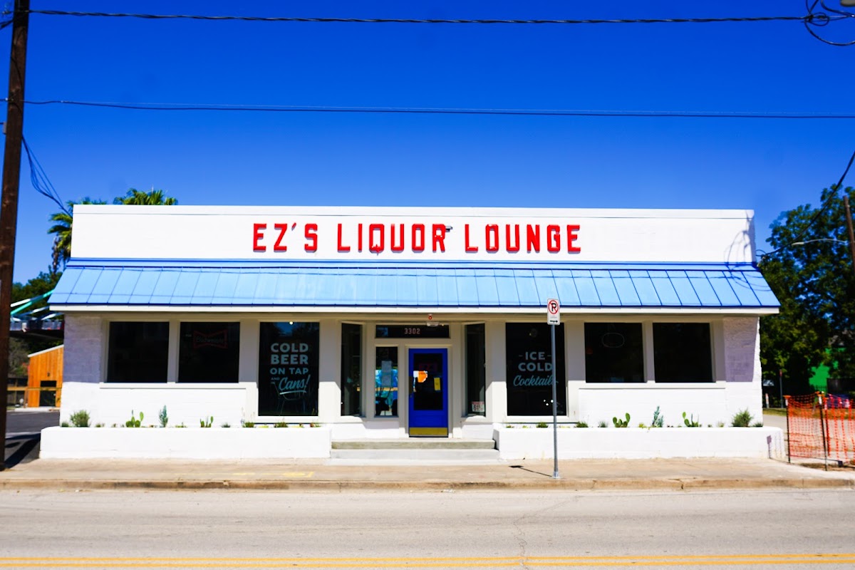 EZ's Liquor Lounge