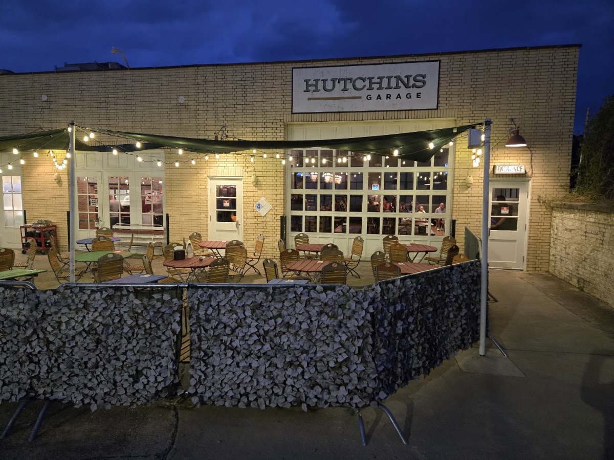 Hutchins Garage