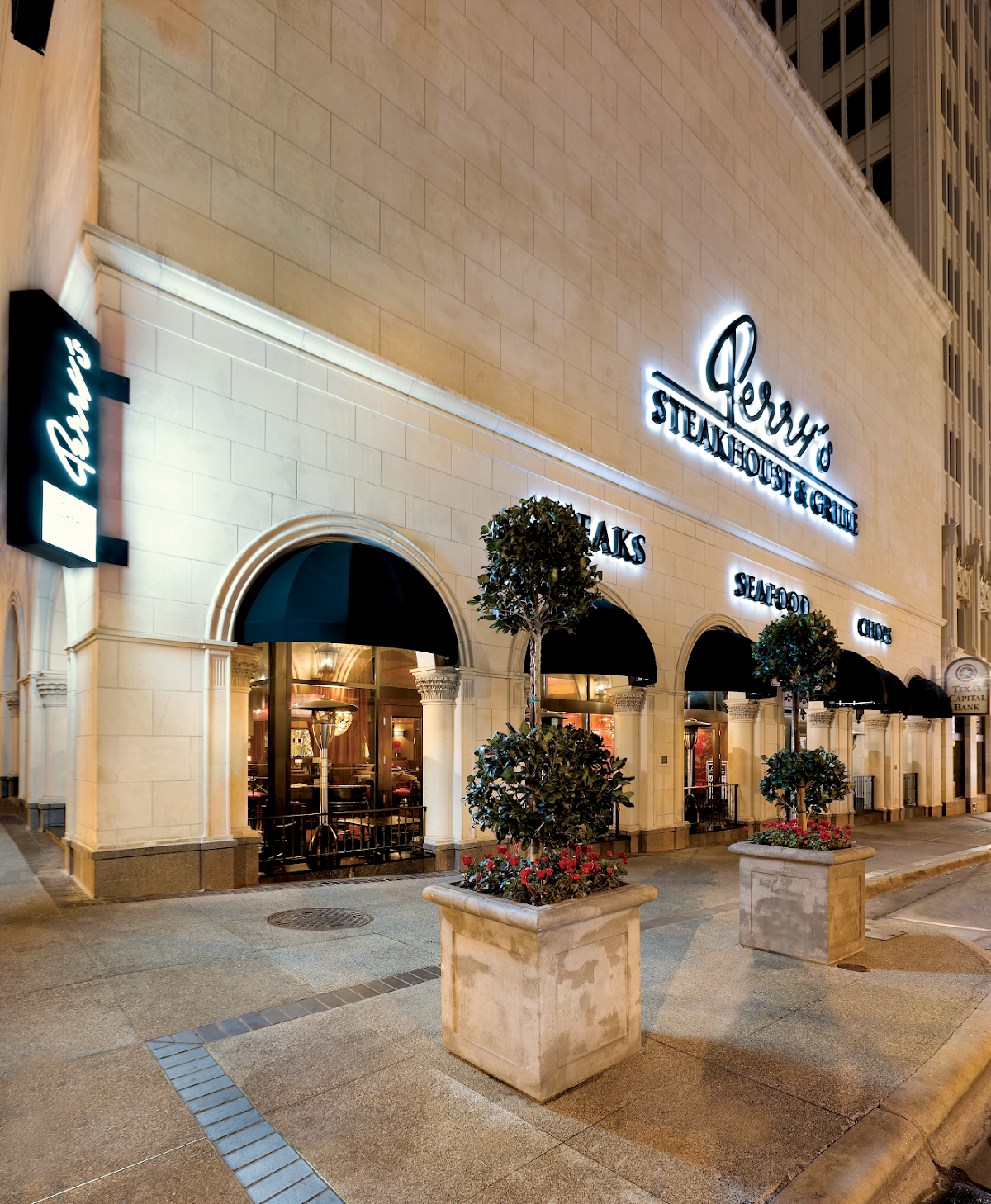 Perry's Steakhouse & Grille Downtown