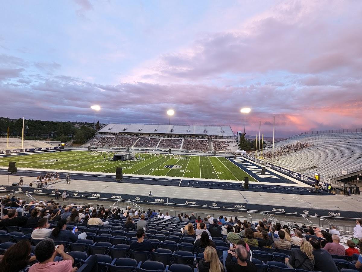 Mackay Stadium