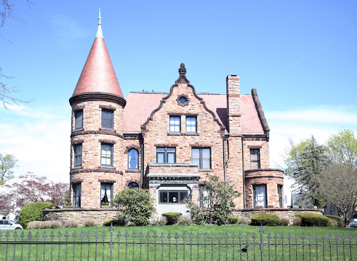 Bellevue Avenue