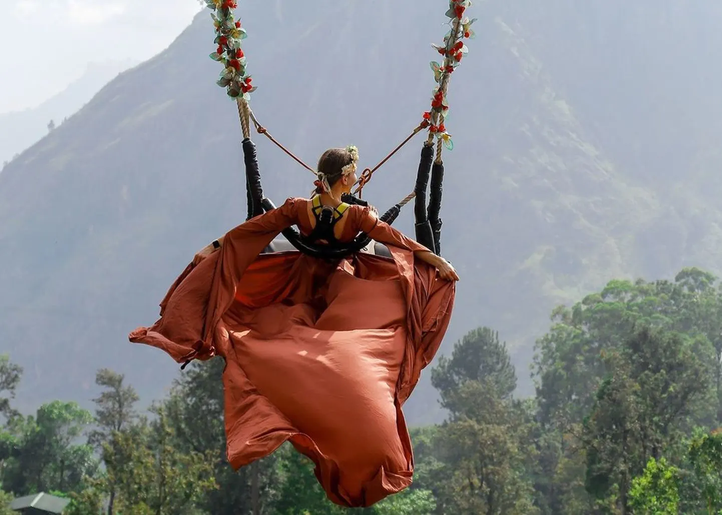 Ella Swing
