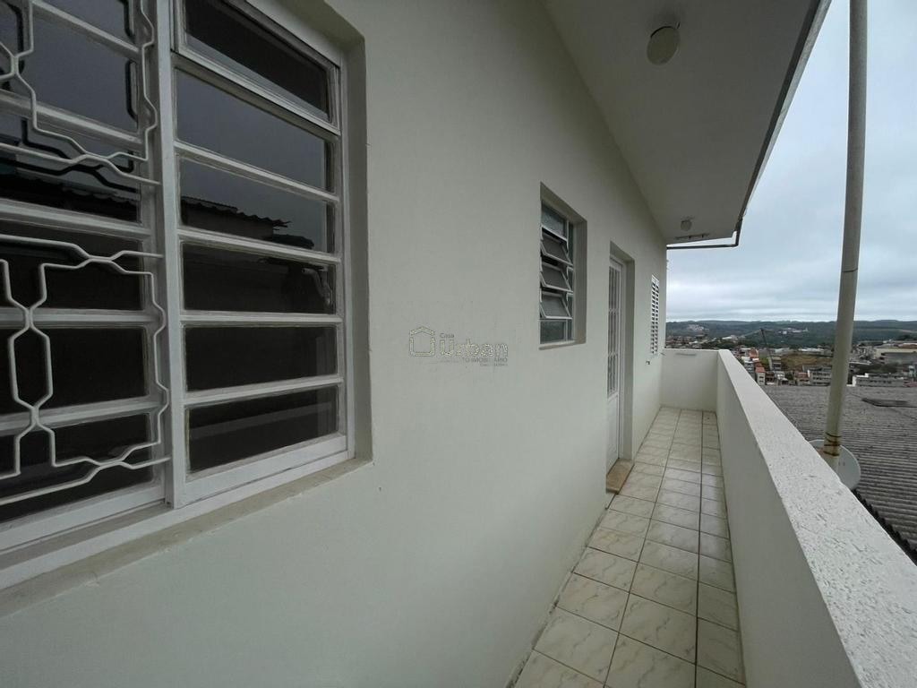 Casa no bairro Jardim Leonor